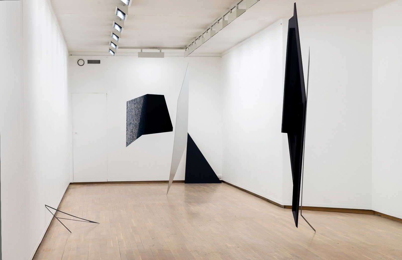 Oversiktsbilde fra utstillingen (2013) — Marie Buskov