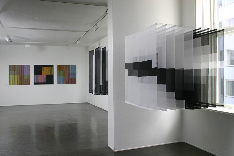 oversiktsbilde fra utstillingen (2004) — Edith Lundebrekke